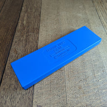 Load image into Gallery viewer, Spyderco Bench stone Medium